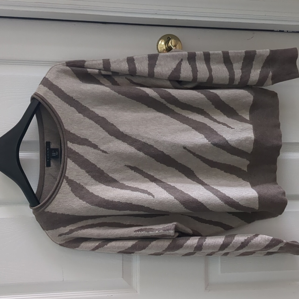Tahari animal print sweater